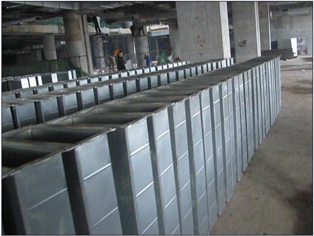 鋁（lǚ）箔酚醛複合風管和傳統（tǒng）風管相比的巨大經濟優勢