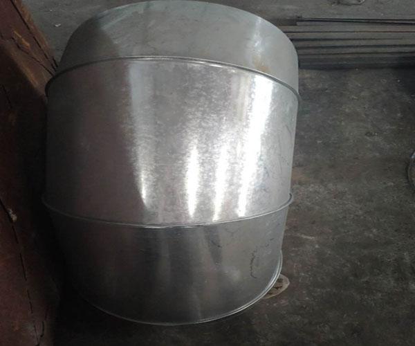 不（bú）鏽鋼螺旋管在煉油廠管道設備中的應用